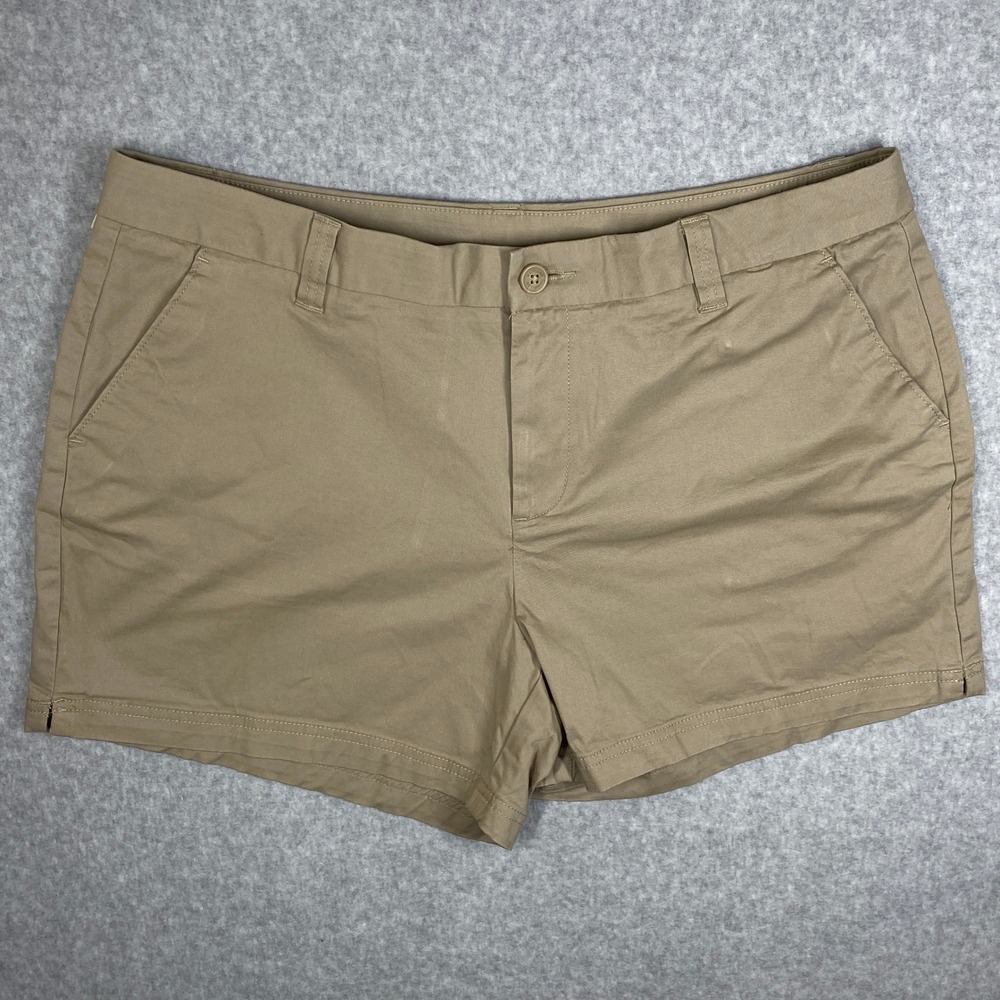 Magellan Outdoors Chino Shorts Womens 16 Khaki Excellent 4-Pocket Stretch Hiking